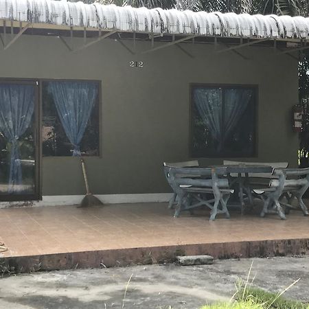 Cashew Nut Bungalows Hotell Ao Nang Exteriör bild